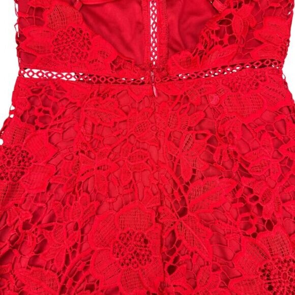 NWT URBAN OUTFITTERS Lace High-Neck Mini Dress Sz XS Red - Picture 5 of 5